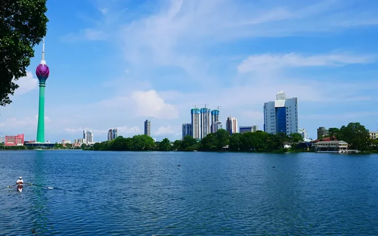 Beira Lake Colombo 1