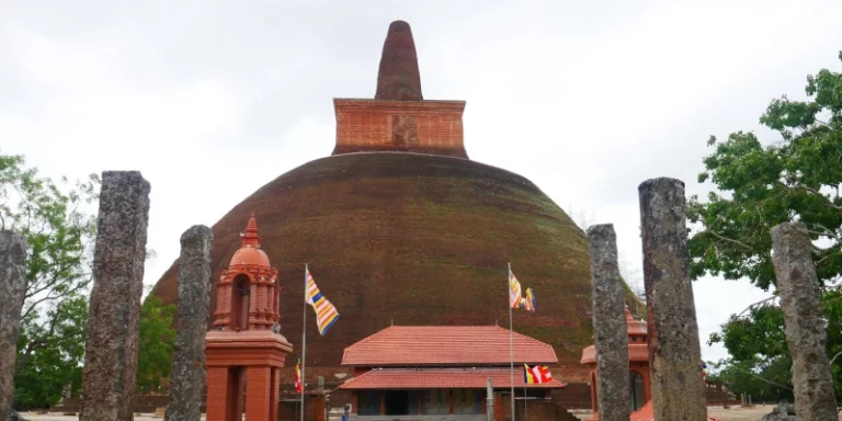 Abhayagiriya Dagoba