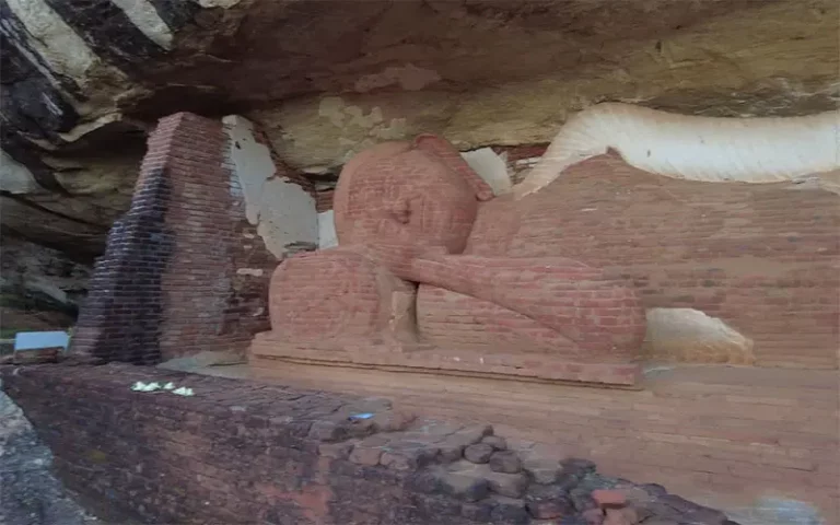 Pidurangala Reclining Buddha