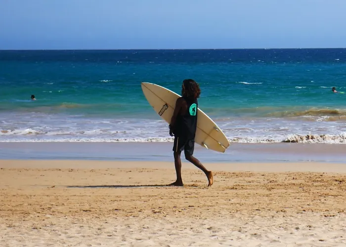 Surfing in Mirissa